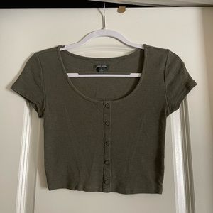 Dark green ribbed crop top